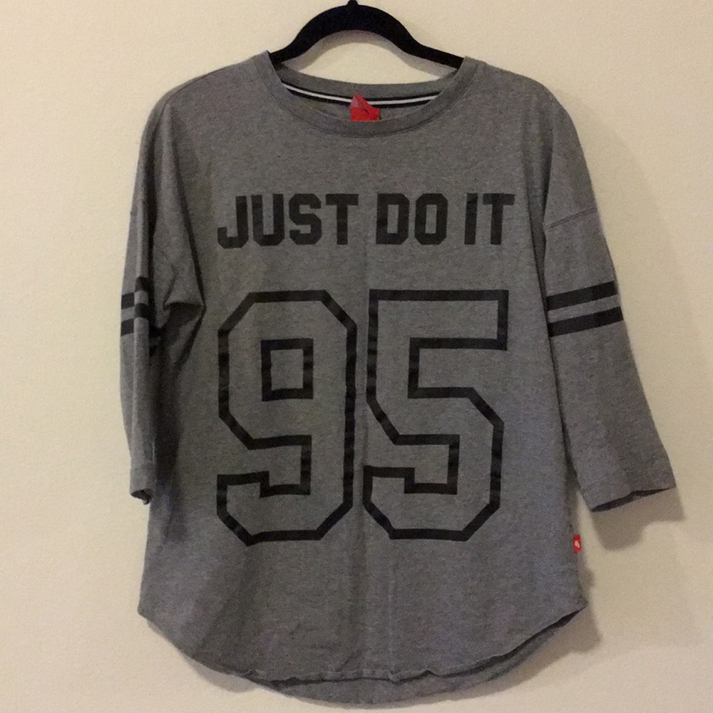 Nike Just Do It 95 Jersey 3/4” Sleeve Shirt M